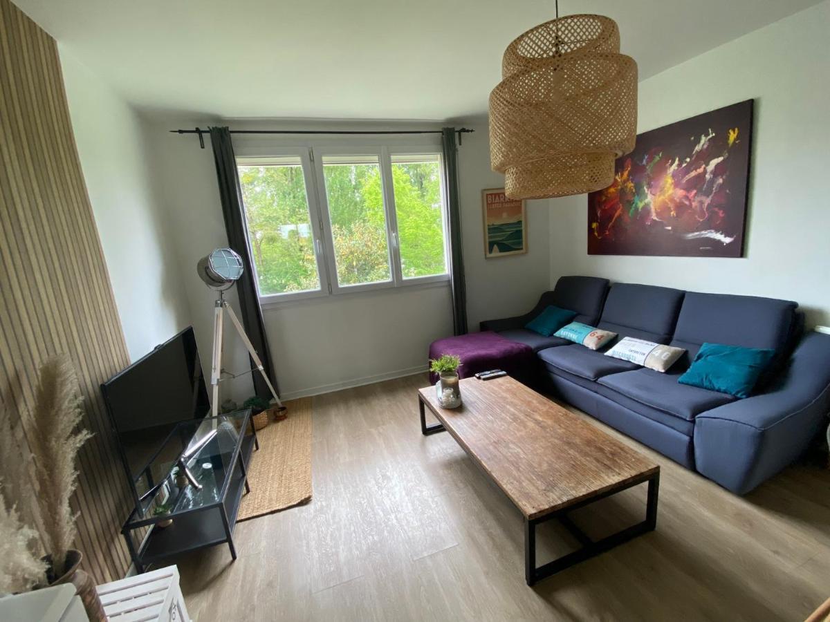 Superbe Appartement Au Calme Avec Parking Gratuit. Merignac  Bagian luar foto