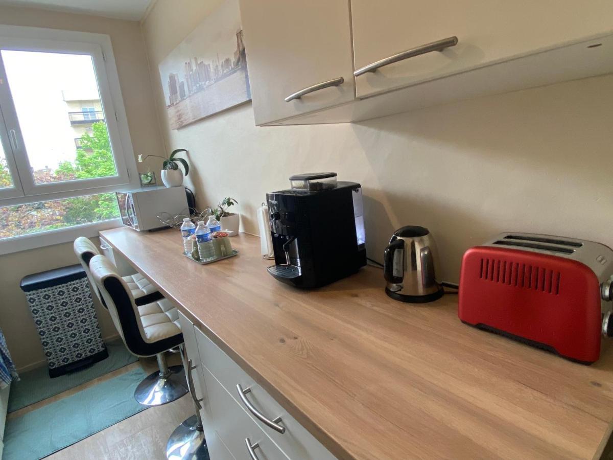 Superbe Appartement Au Calme Avec Parking Gratuit. Merignac  Bagian luar foto
